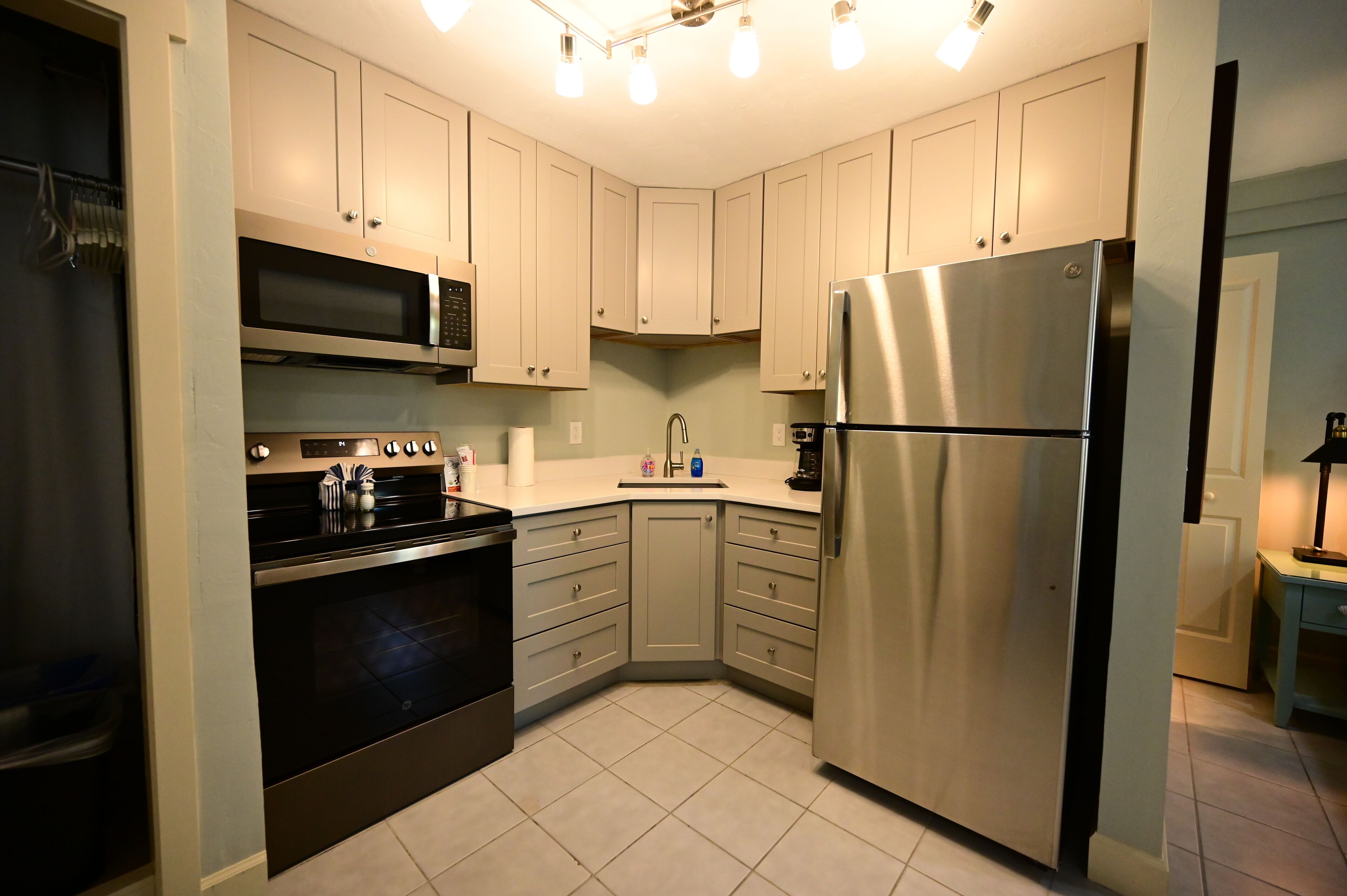 ميكروويف، فرن، موقد طهي مسطح