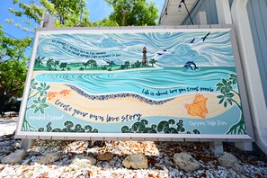 Miscellaneous - Relaxing room in 8 unit Inn in beautiful Sanibel with bikes, beach gear & more (Sanibel)