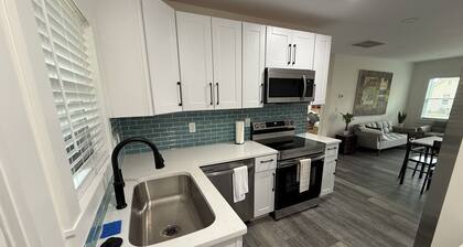 Skyline Split B Retreat Close to Everything You Need! Quiet, Clean & Convenient.