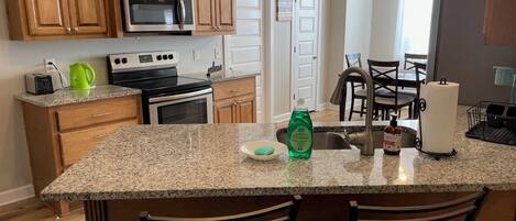 Microwave, oven, stovetop, dishwasher