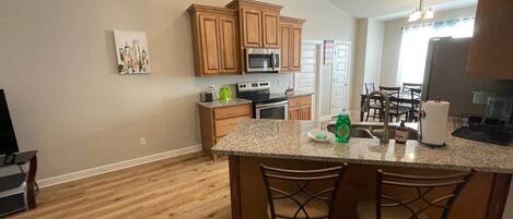 Microwave, oven, stovetop, dishwasher