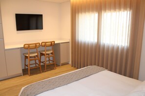 1 غرفة نوم ومكتب وواي فاي مجانًا وملاءات أسرّة