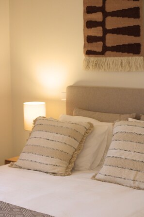 1 bedroom, desk, free WiFi, bed sheets - ma-la studios Guimarães 102 (Guimarães)