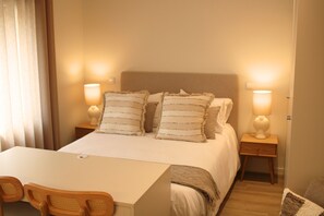 1 habitación, escritorio, wifi gratis y ropa de cama 