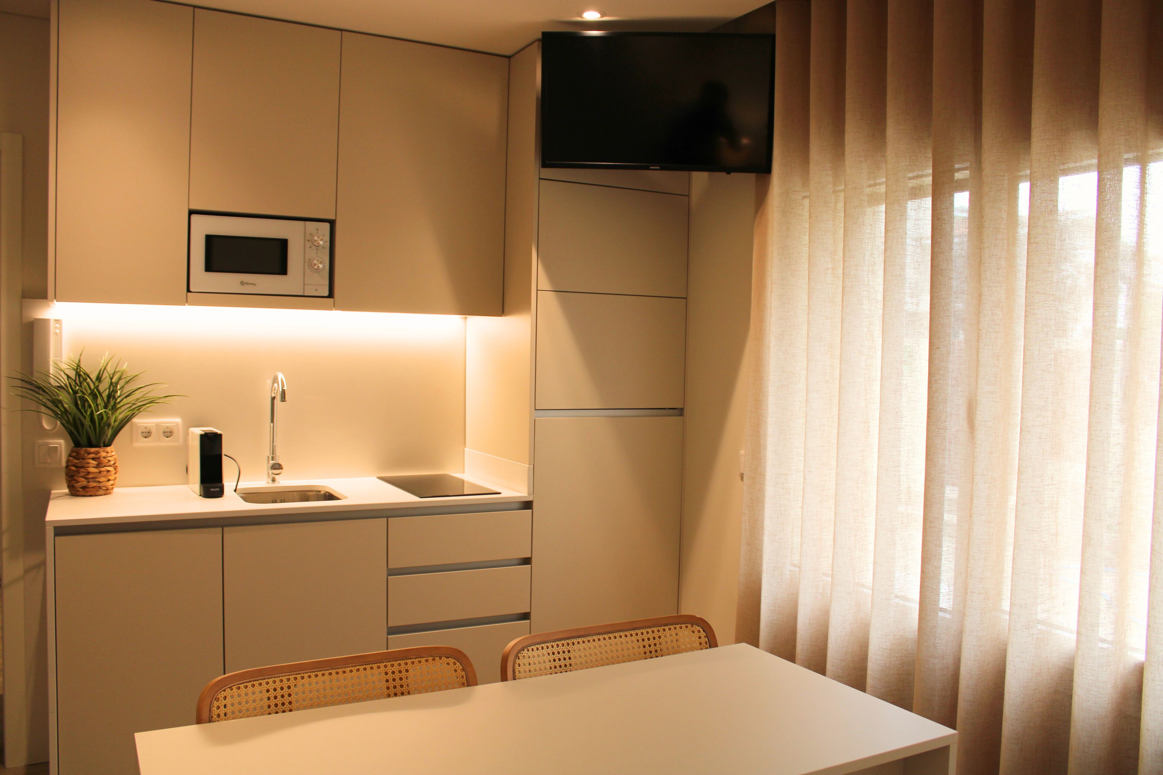 Fridge, microwave, oven, dishwasher