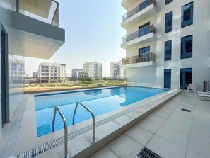 Exterior - Calm Balcony Apartment with Pool Access (Dubai)