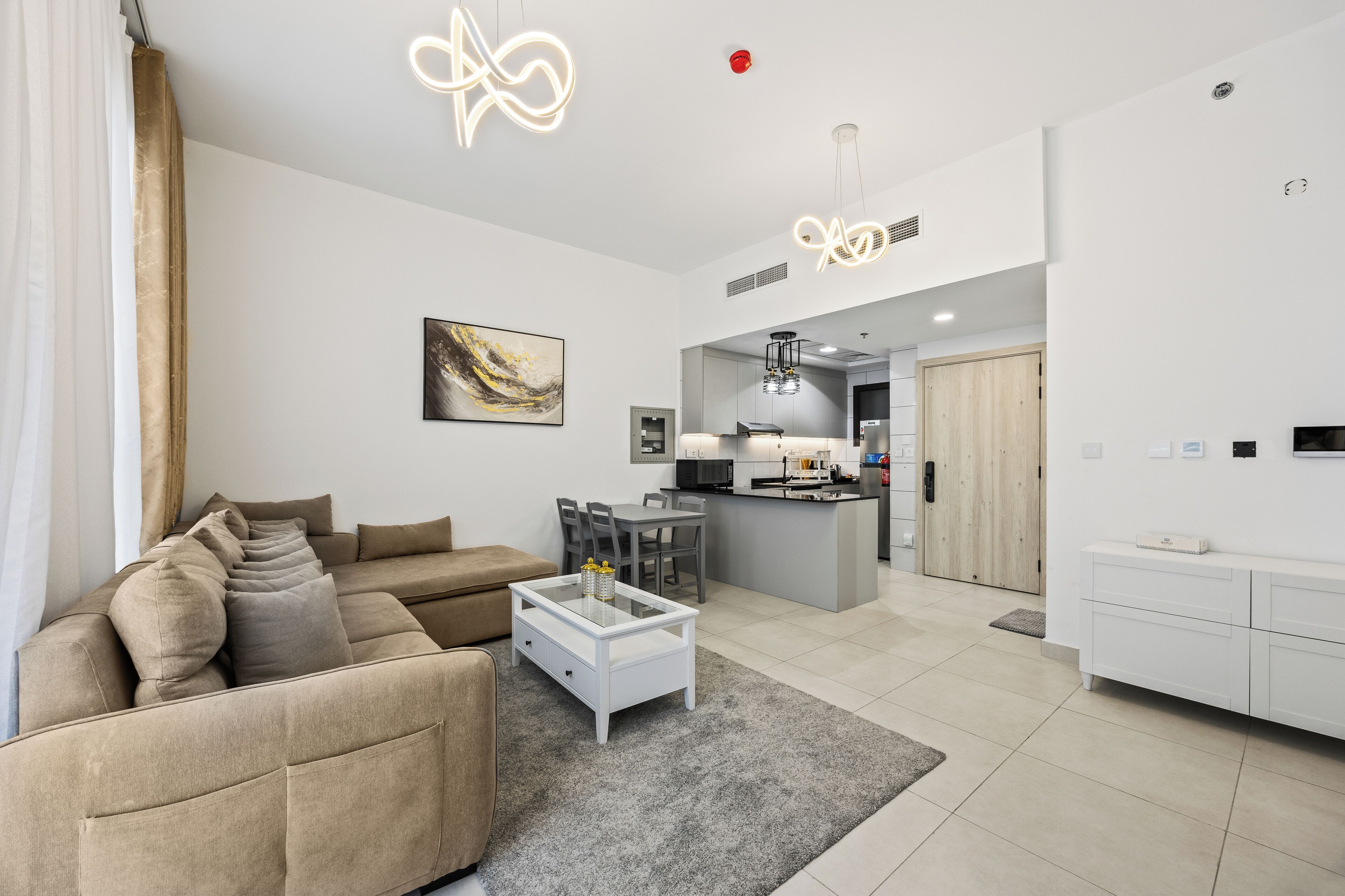 Leilighet – deluxe, balkong, byutsikt | Oppholdsområde