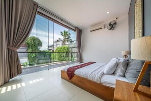 Ferros/tábuas de passar roupa, Wi-Fi, roupa de cama