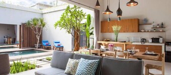 Modern Tropical 2BR Villa |Pool & Garden|-Seminyak