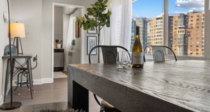 Elevated Minimalist Escape, Free Parking & Metro
