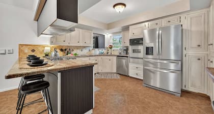 Luxury Sanctuary: Arcade| Pool | Slide | Movie