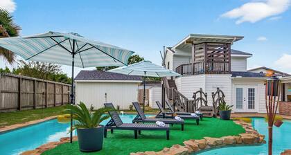 Nasa Entertainment Escape: Games, Lazy River Pool