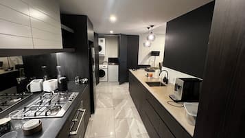 Microwave, oven, stovetop, dishwasher