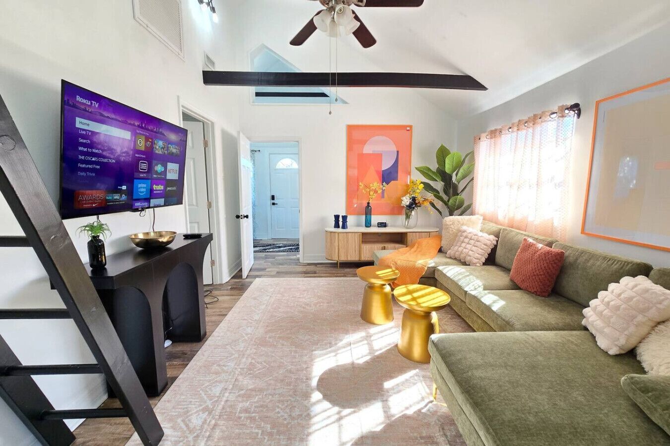 Smart TV, livros, monitores de computador