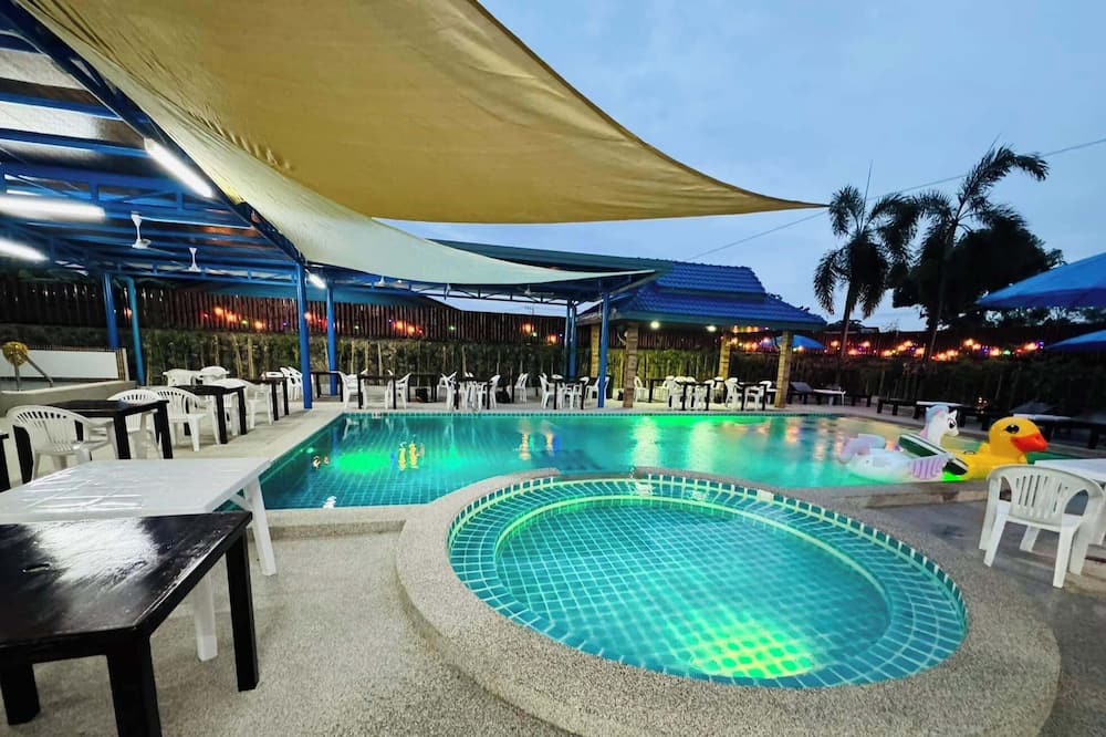 Paradise Resorts & Sauna