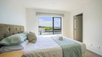 3 quartos, ferros/tábuas de passar roupa, Wi-Fi de cortesia