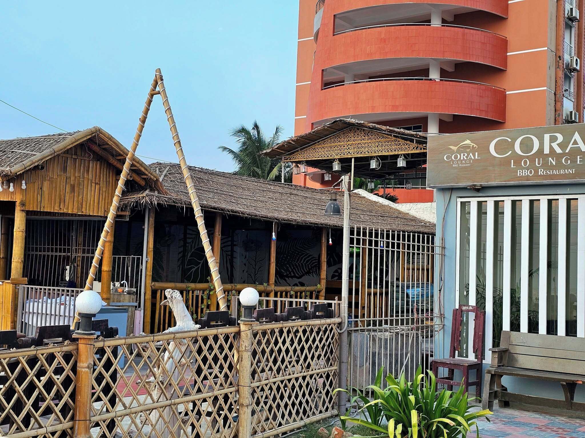 Fachada da propriedade