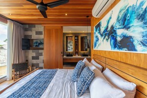 Iron/ironing board, internet, bed sheets