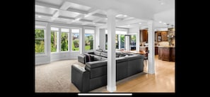 TV, fireplace - Luxury 4,000 sf home with 2 rooms available in a 4 bedroom house in Kennydale (Renton)