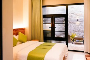 Chambre Confort, vue cour intérieure