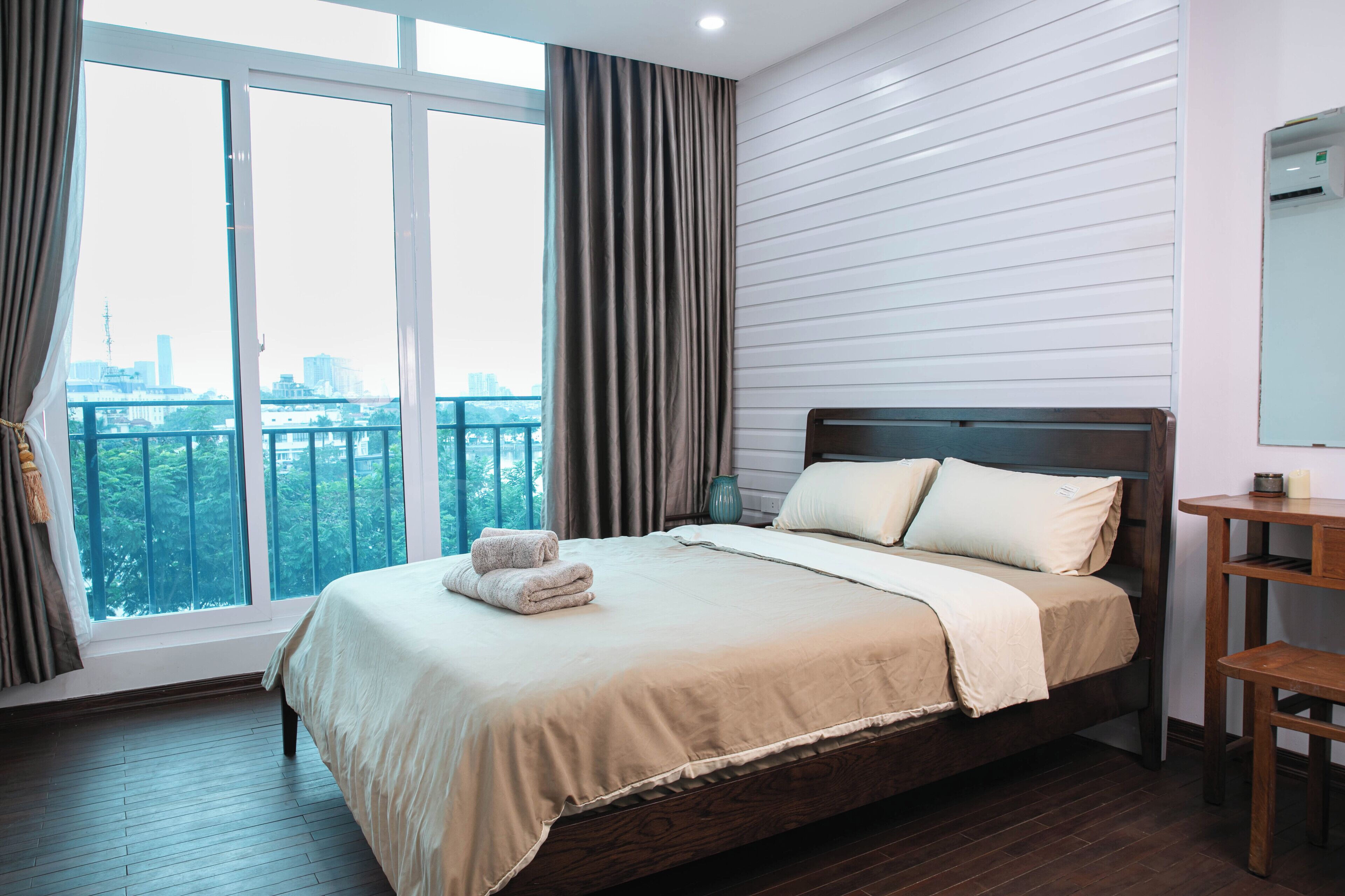 Panoramic Double Room | Pillowtop beds, individually decorated, individually furnished, desk