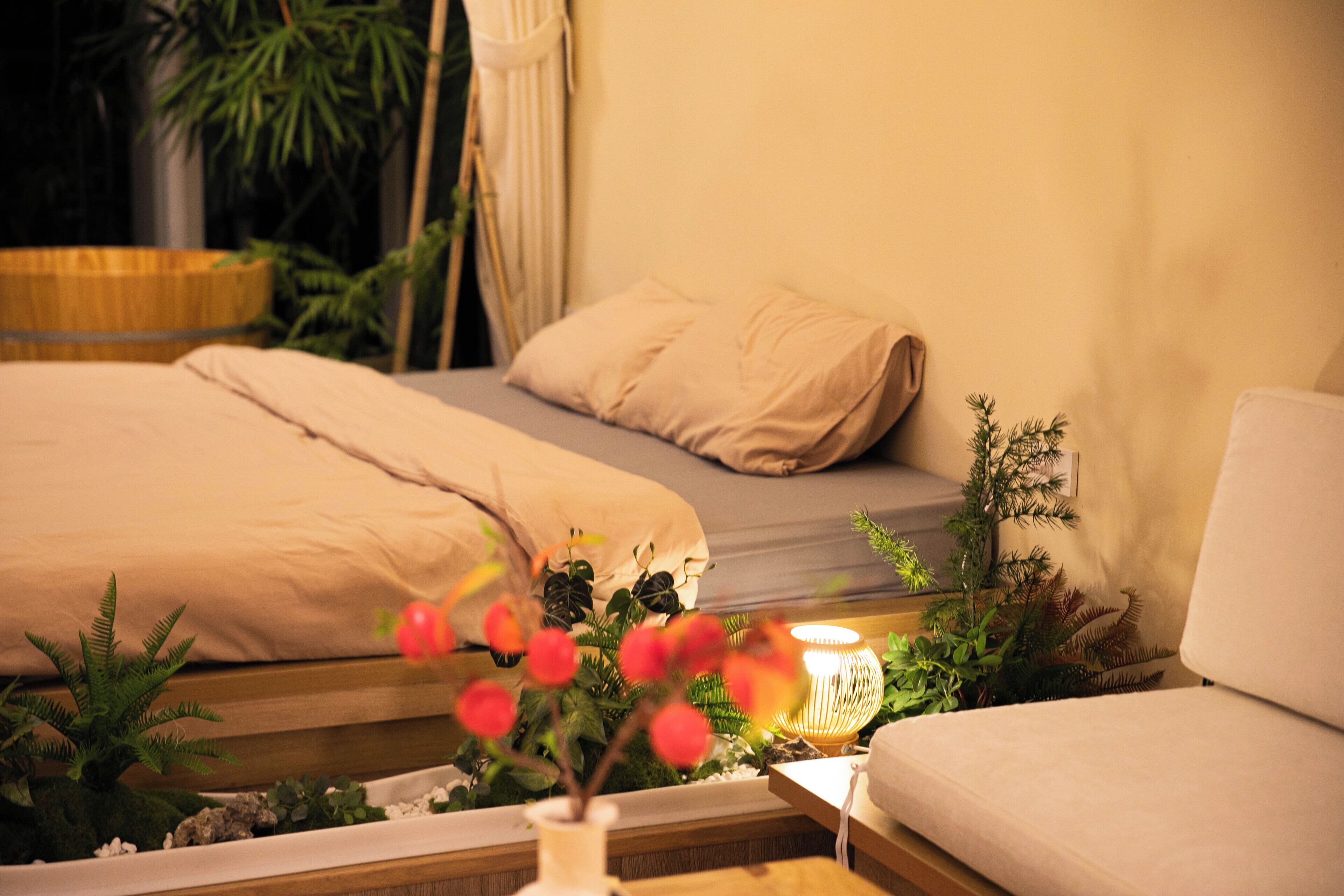 Japanese-style Double Room | Pillowtop beds, individually decorated, individually furnished, desk