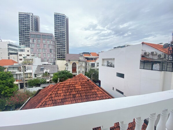 Apartment, 1 Bedroom, Balcony | Minibar, free WiFi, bed sheets