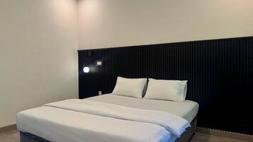 Kamar Single Deluks, balkon, pemandangan pantai | Meja kerja dan Wi-Fi gratis