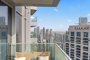 Leilighet – deluxe, byutsikt | Balkong