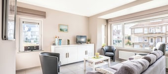 Bright flat with prime central location