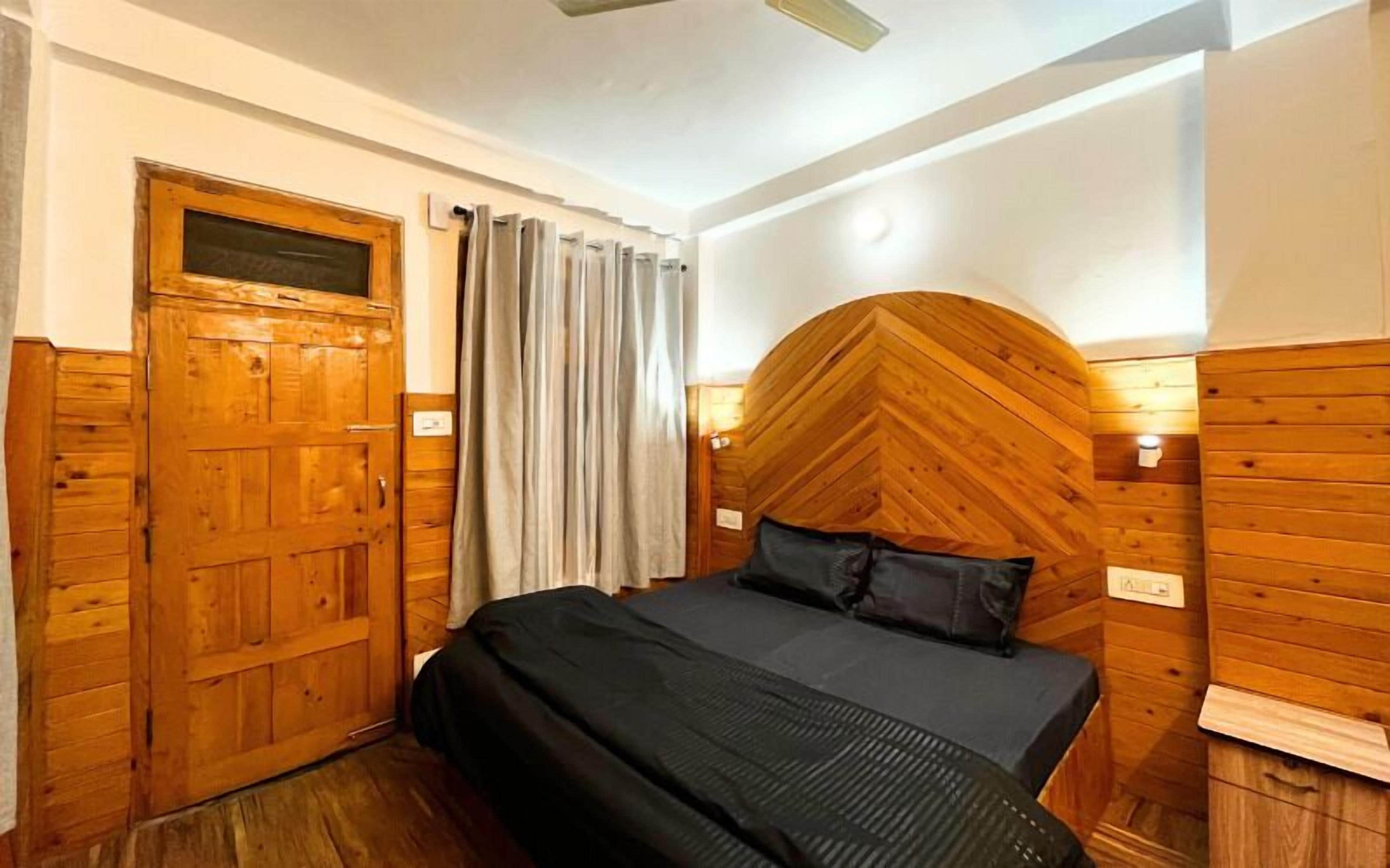 Standard-dobbeltværelse - balkon - bjergudsigt | Gratis Wi-Fi