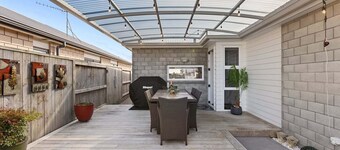 Papamoa Beach Retreat