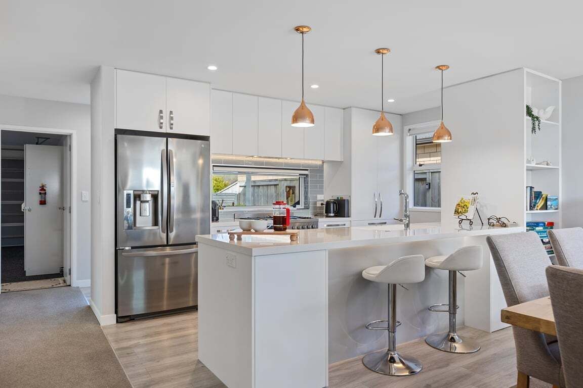 ثلاجة، ميكروويف، فرن، موقد طهي مسطح