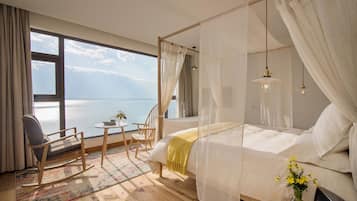 Deluxe Double Room, Lake View | Desk, laptop workspace, free WiFi