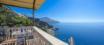 Villa Madreluna: A spacious three-story villa located on the high coast in front of the sea, with Free WI-FI.