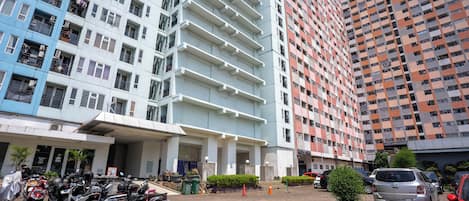 Mặt tiền nơi lưu trú
