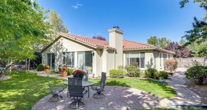 13 Mi to Slopes: Cozy Home w/ Fenced Yard in Reno