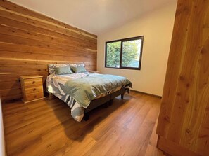 2 bedrooms, bed sheets