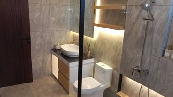 วิลล่า | ห้องน้ำ | ของใช้ในห้องน้ำฟรี, ผ้าเช็ดตัว, สบู่, ยาสระผม