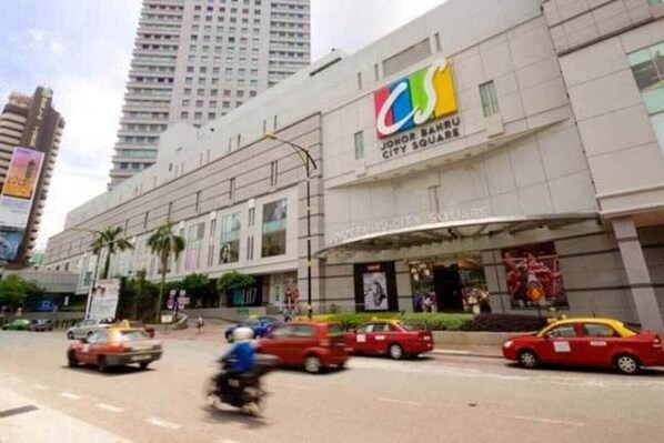 Bahagian dalam