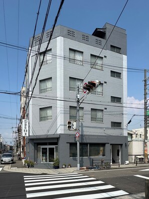 Classic Apartment | Blackout curtains, iron/ironing board, free WiFi