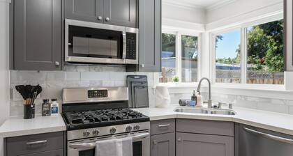 New4BR! Modern House, BBQ & Games, Close to Techs next to Palo Alto, Stanford