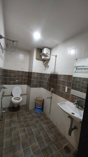 غرفة عادية | واي فاي مجانًا