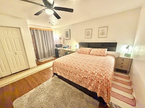 1 bedroom, desk, free WiFi, bed sheets