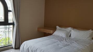 Kannettavalle tietokoneelle sopiva työtila, ilmainen Wi-Fi