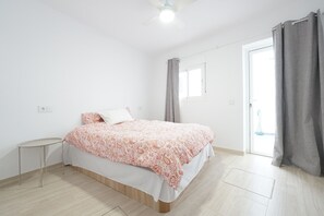 3 soverom, strykejern/-brett, wi-fi (inkludert) og sengetøy