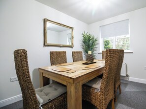 Dining - 4-Bed Home near Telford Centre (Telford and Wrekin)