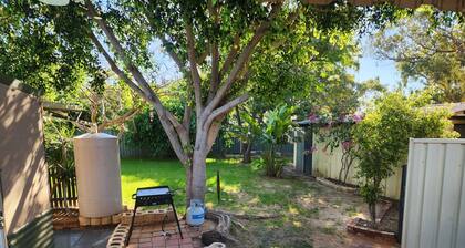 5 minutes from the coastal City of Geraldton, ready for you to rest and relax.