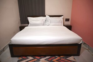 Standard Room | Desk, laptop workspace, free WiFi - Stanza Premium Hotels (Bhubaneshwar)
