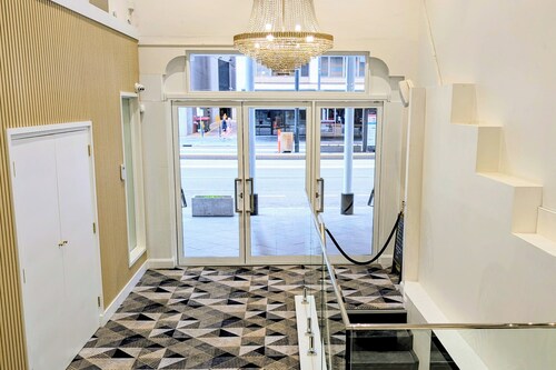 AMBASSADORS HOTEL ADELAIDE